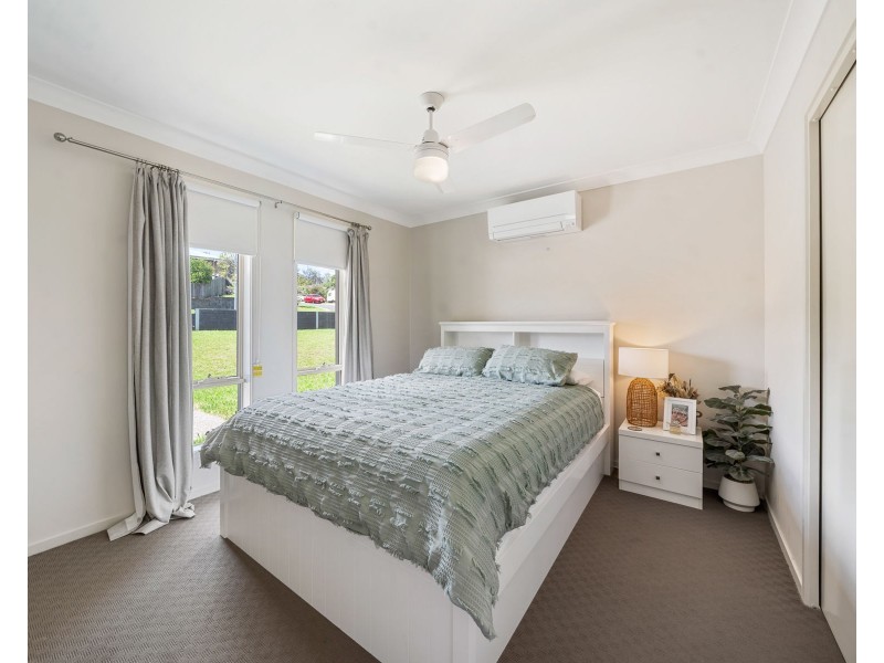 60 Alistair Street, Glenvale QLD 4350