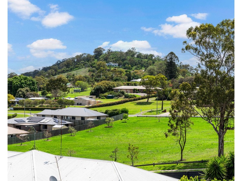 60 Alistair Street, Glenvale QLD 4350