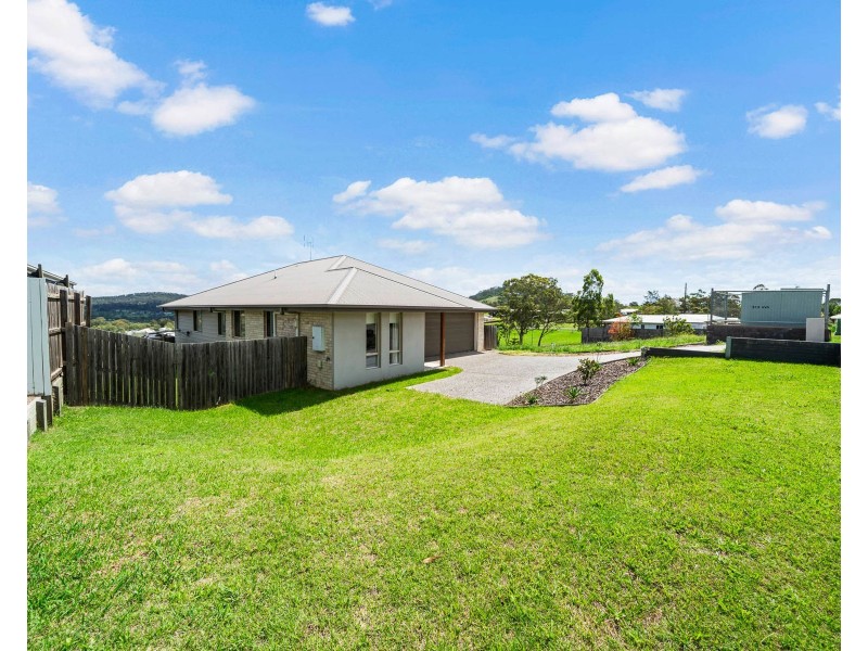 60 Alistair Street, Glenvale QLD 4350