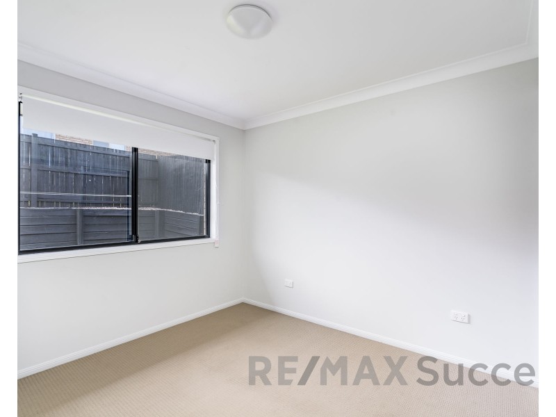 6 Balonne Drive, Glenvale QLD 4350