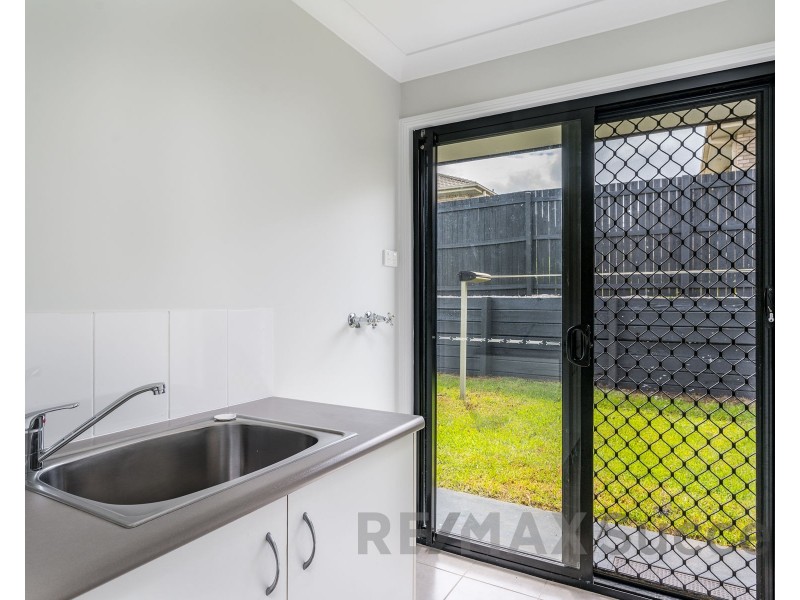 6 Balonne Drive, Glenvale QLD 4350