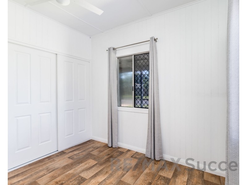 24 Rob Street, Newtown QLD 4350