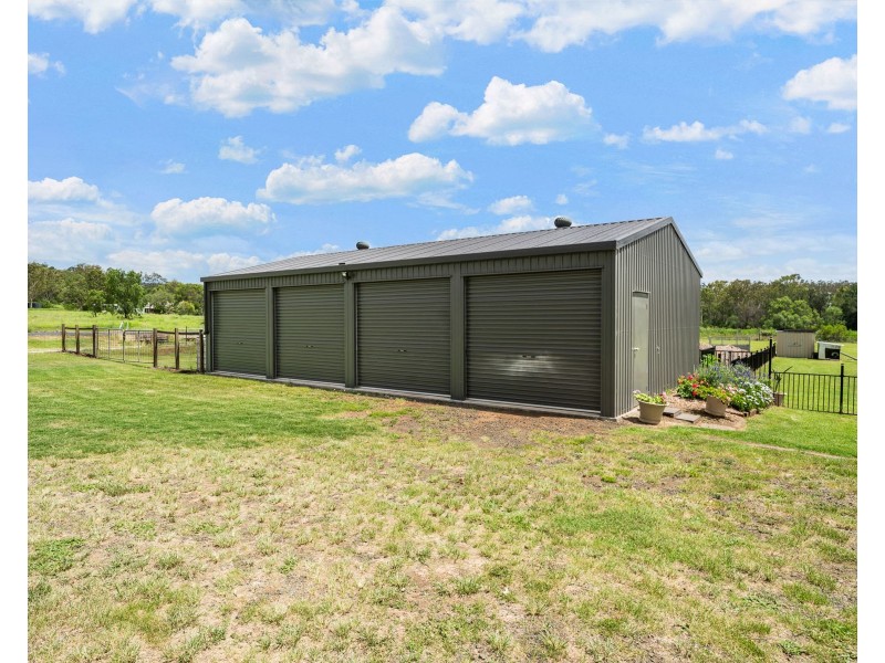 1 Jack Court, Murphys Creek QLD 4352