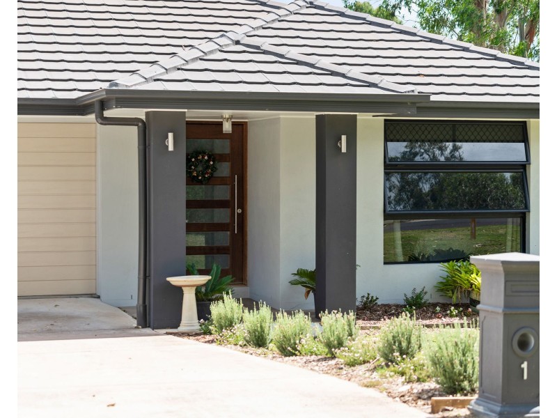 1 Jack Court, Murphys Creek QLD 4352