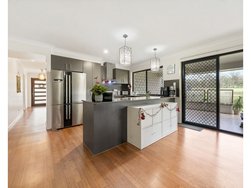 1 Jack Court, Murphys Creek QLD 4352