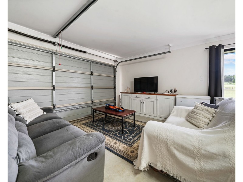 1 Jack Court, Murphys Creek QLD 4352