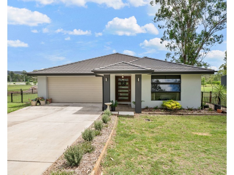 1 Jack Court, Murphys Creek QLD 4352