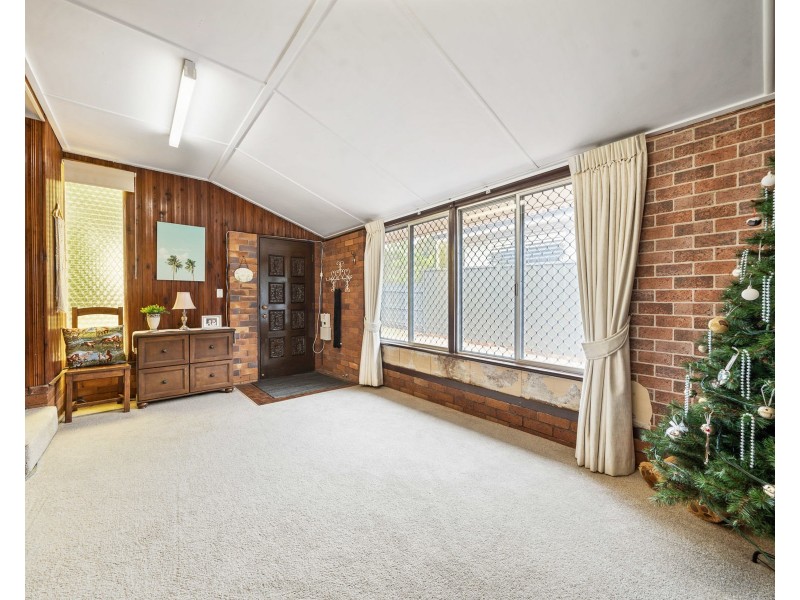 330 Alderley Street, Kearneys Spring QLD 4350