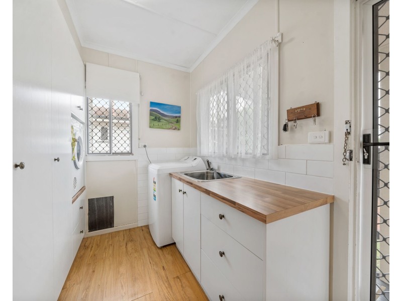 330 Alderley Street, Kearneys Spring QLD 4350