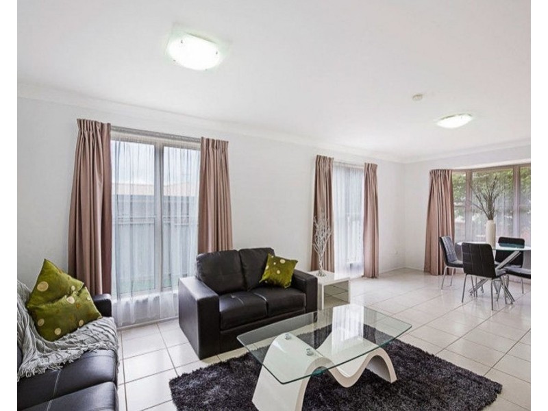 22 Jull Drive, Centenary Heights QLD 4350