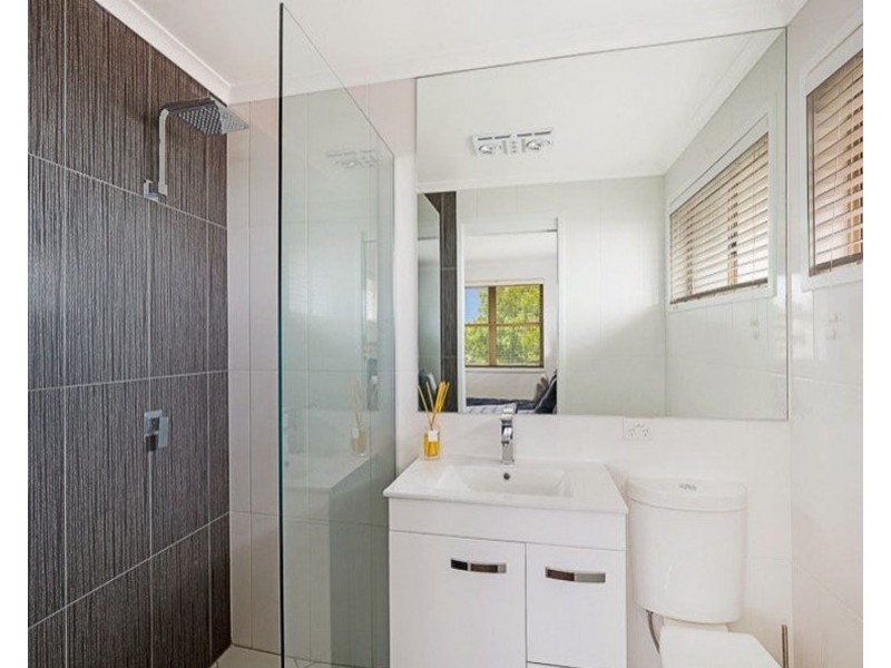 22 Jull Drive, Centenary Heights QLD 4350