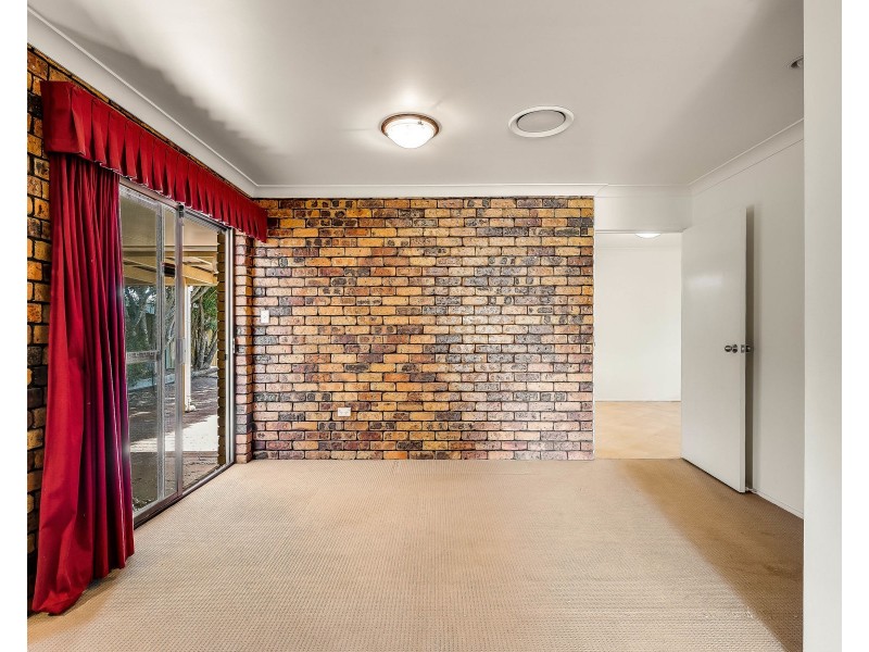 6 Maplewood Drive, Darling Heights QLD 4350