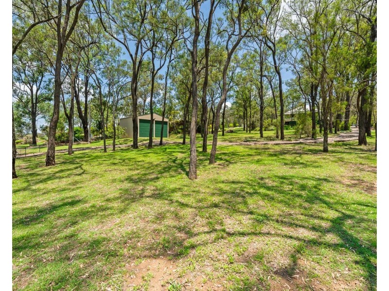 12 Frene Court, Goombungee QLD 4354