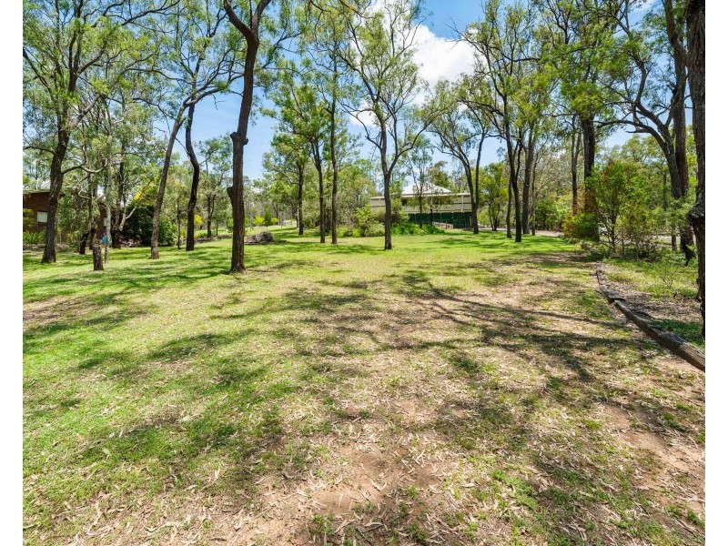 12 Frene Court, Goombungee QLD 4354