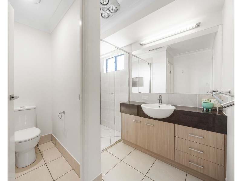 1 Lila Drive, Cotswold Hills QLD 4350