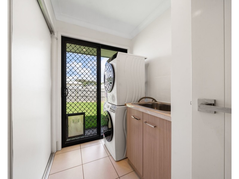 1 Lila Drive, Cotswold Hills QLD 4350