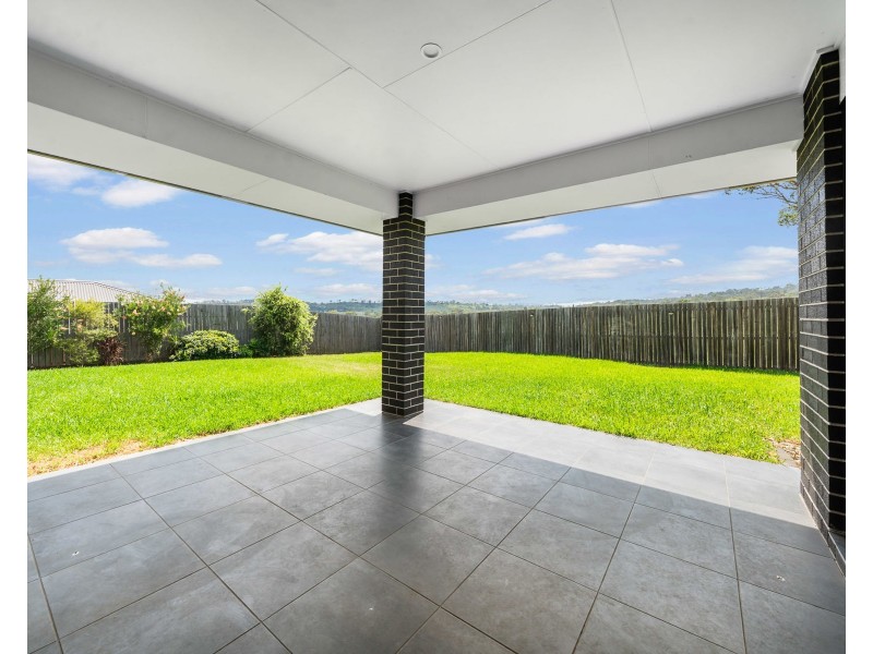 1 Lila Drive, Cotswold Hills QLD 4350