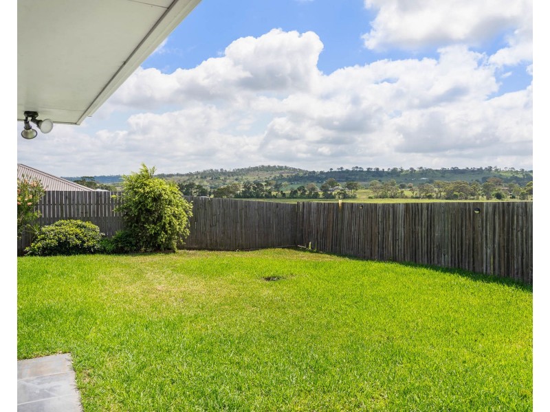 1 Lila Drive, Cotswold Hills QLD 4350