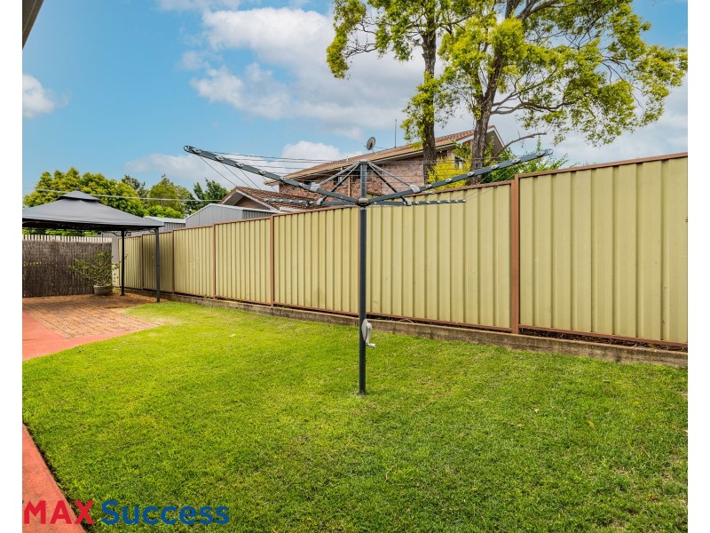 1/4 Brendanbri Street, Centenary Heights QLD 4350