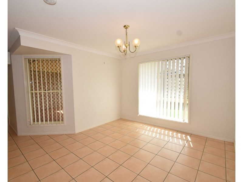 28 Wood Drive, Middle Ridge QLD 4350