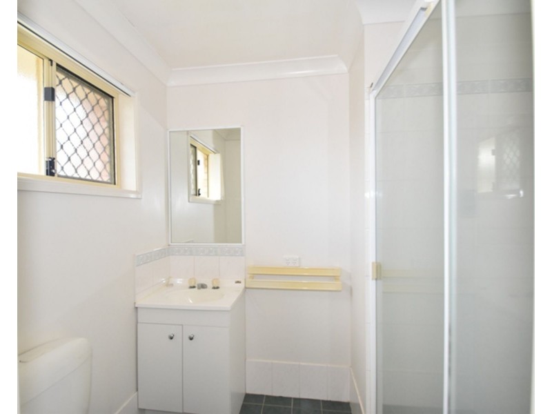 28 Wood Drive, Middle Ridge QLD 4350