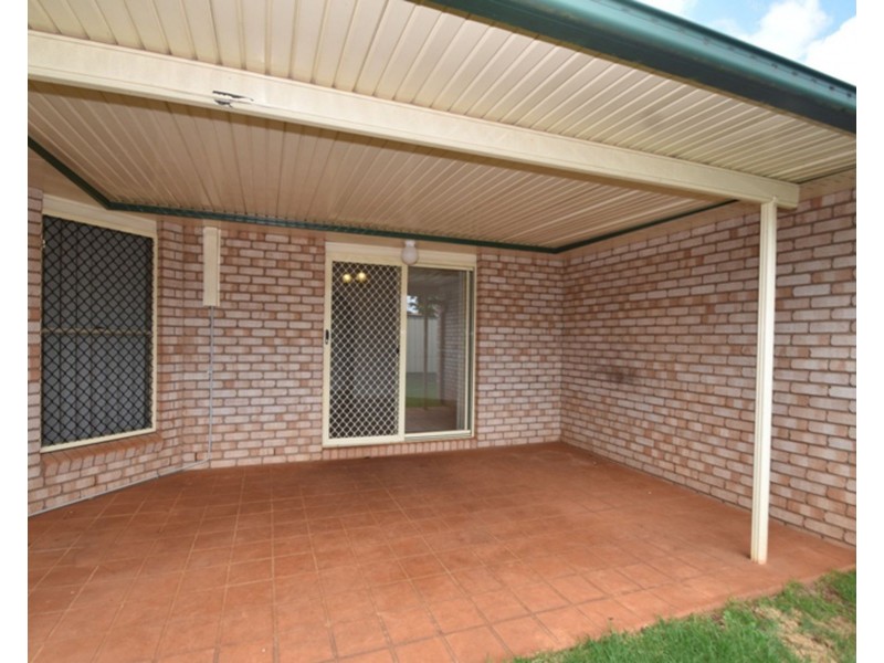 28 Wood Drive, Middle Ridge QLD 4350
