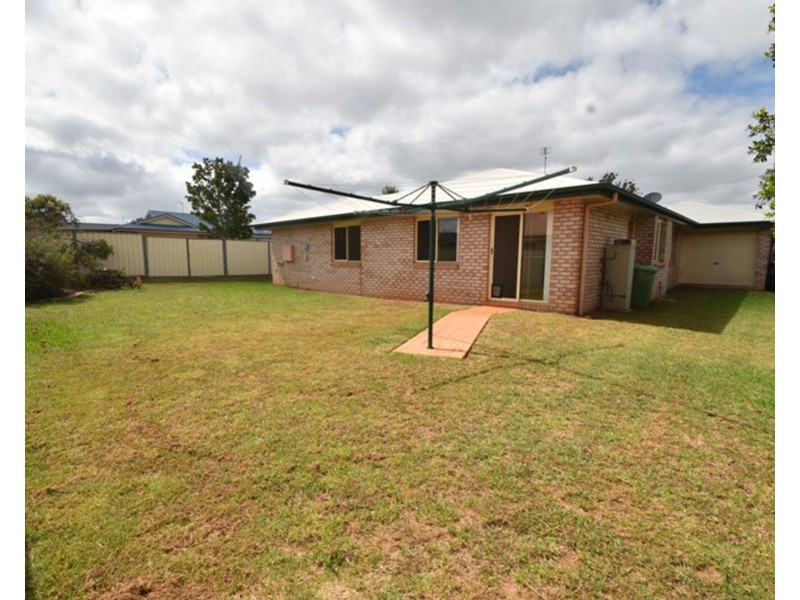 28 Wood Drive, Middle Ridge QLD 4350