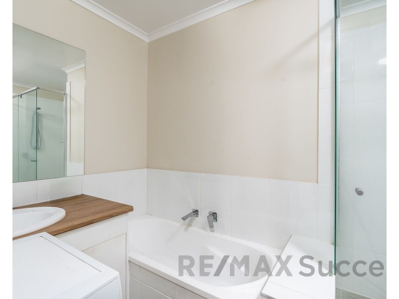 293 Mackenzie Street, Centenary Heights QLD 4350