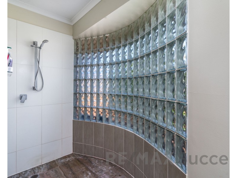 293 Mackenzie Street, Centenary Heights QLD 4350