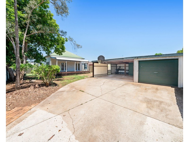 1 Clairmont Street, Newtown QLD 4350