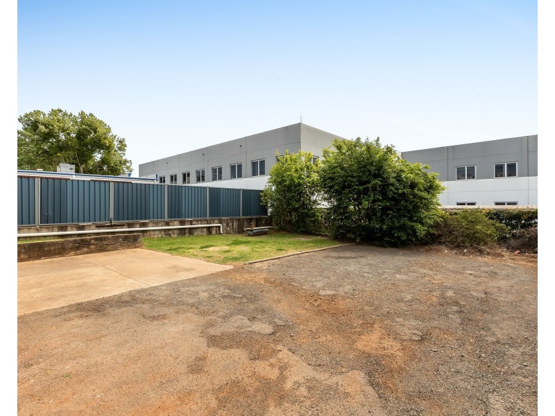 9 William Street, East Toowoomba QLD 4350