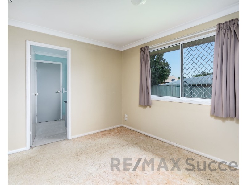 152 Hursley Road, Glenvale QLD 4350