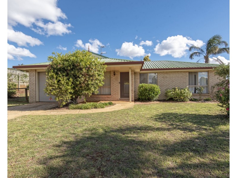 5 Jade Close, Darling Heights QLD 4350