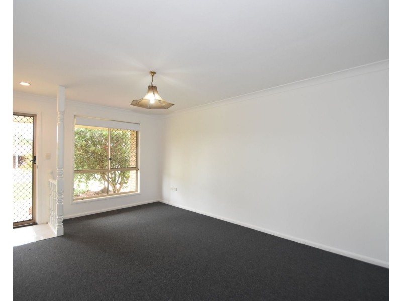 5 Jade Close, Darling Heights QLD 4350