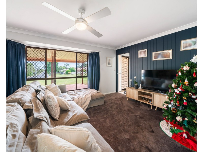 49 Riethmuller Street, Kearneys Spring QLD 4350