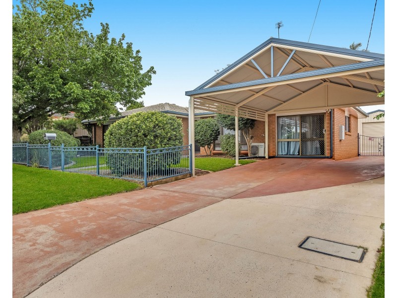 44 Earhart Street, Wilsonton QLD 4350