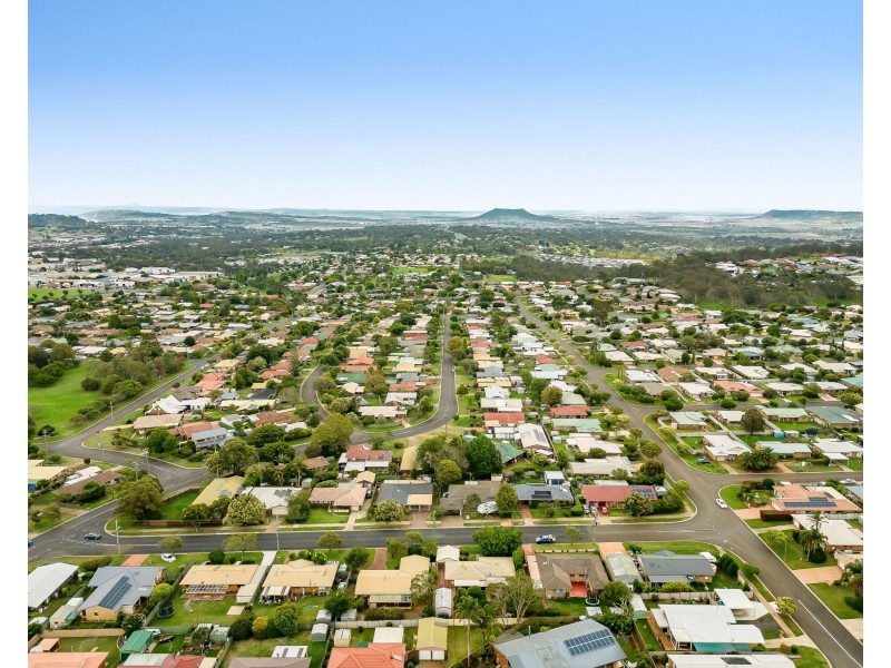 44 Earhart Street, Wilsonton QLD 4350