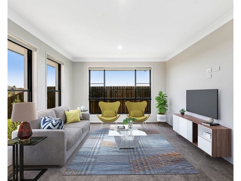 2 Tyrone Street, Middle Ridge QLD 4350