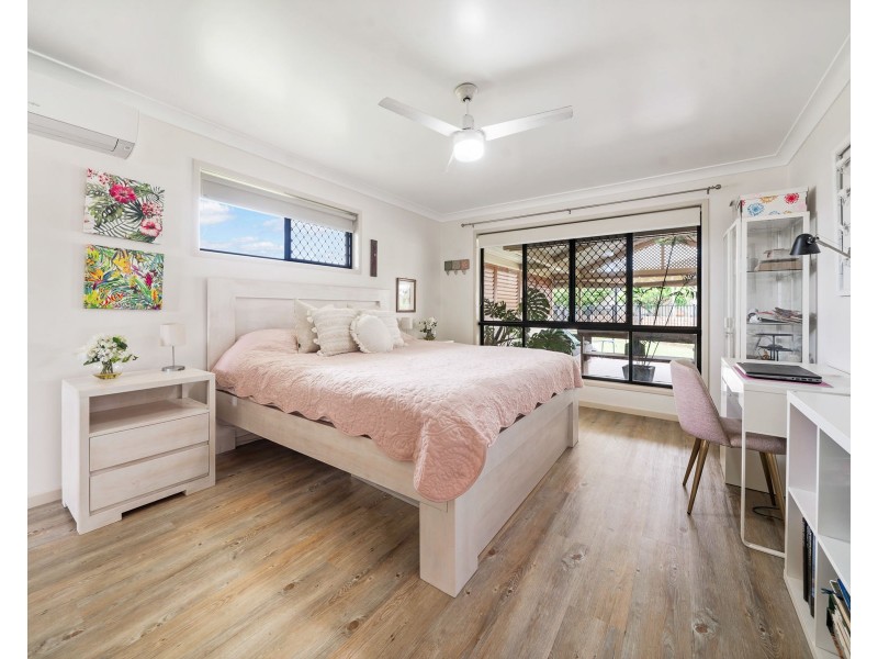 8 Schloss Court, Westbrook QLD 4350