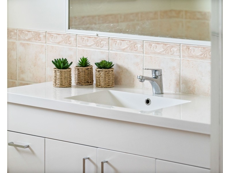 8 Schloss Court, Westbrook QLD 4350