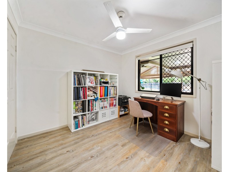 8 Schloss Court, Westbrook QLD 4350