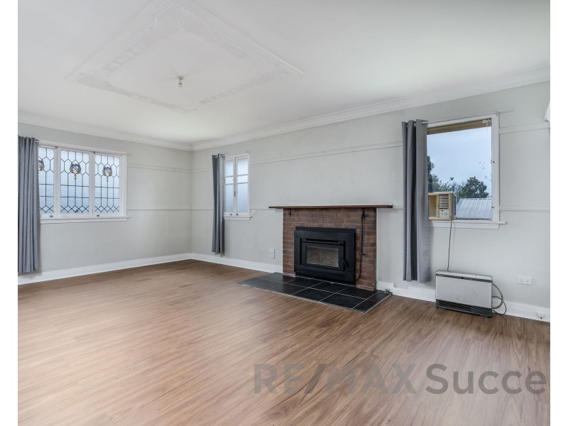 254 North Street, Rockville QLD 4350