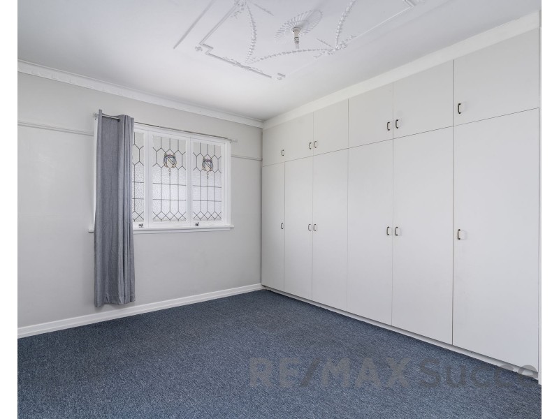 254 North Street, Rockville QLD 4350