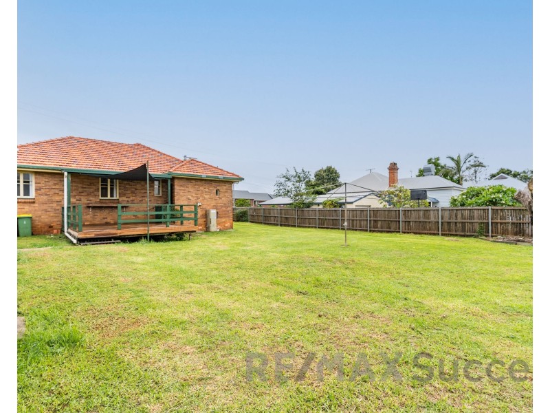 254 North Street, Rockville QLD 4350