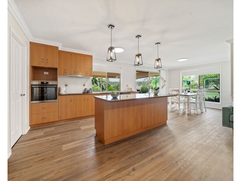 83 Cotswold Hills Drive, Cotswold Hills QLD 4350