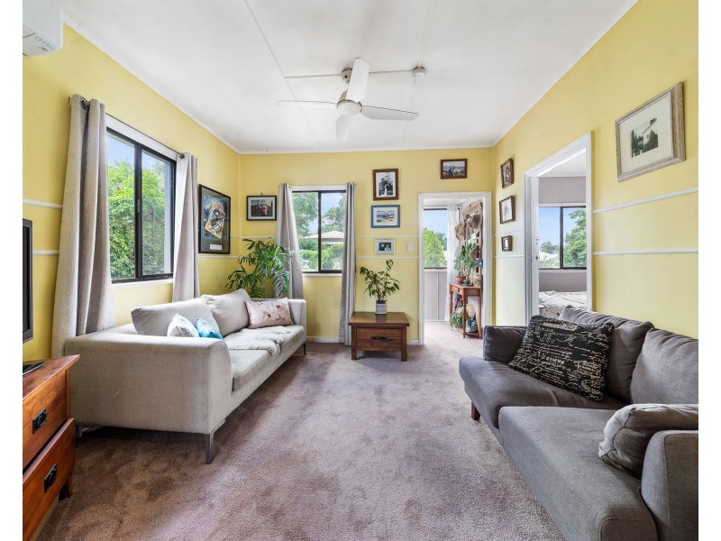 43 Perry Street, Harlaxton QLD 4350