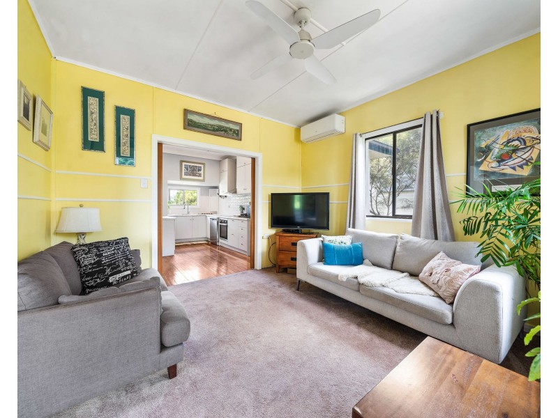 43 Perry Street, Harlaxton QLD 4350