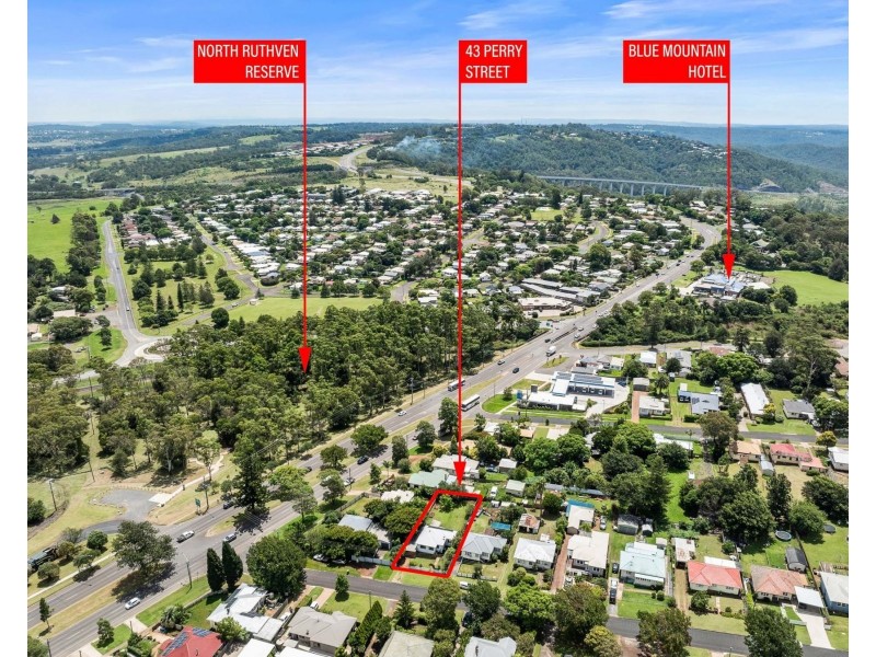 43 Perry Street, Harlaxton QLD 4350