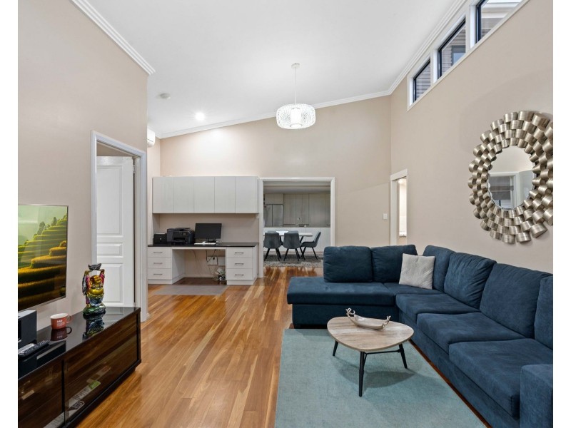 7 Pillar Street, Middle Ridge QLD 4350