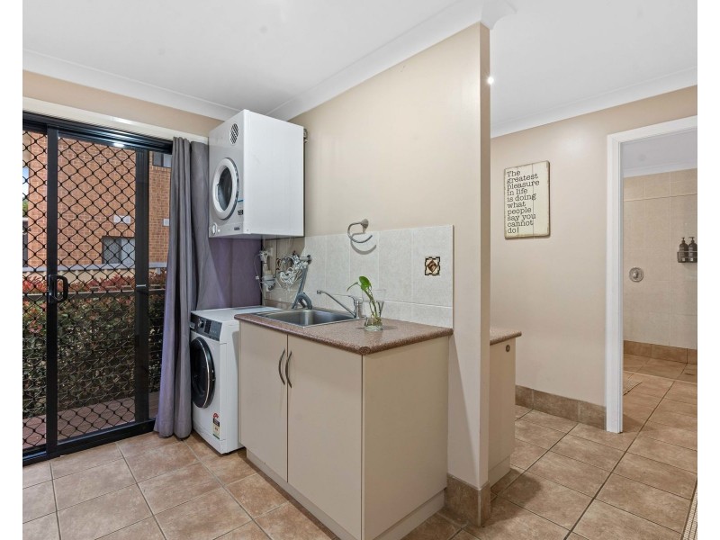 7 Pillar Street, Middle Ridge QLD 4350